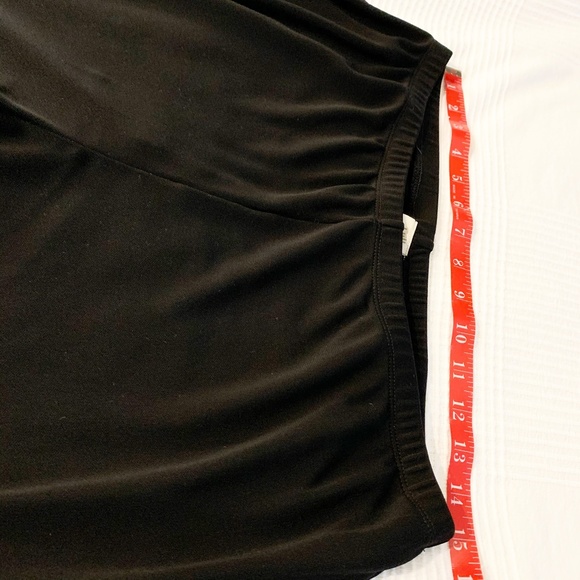 J. Jill Pull On Split Hem Black Stretch Crop Pants - Picture 7 of 9